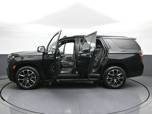 Used 2022 Chevrolet Tahoe RST w/ Luxury Package AWD/4WD image 46