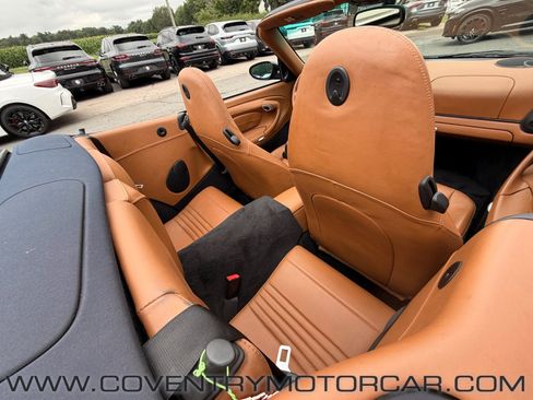 Used 2004 Porsche 911 Carrera 4S AWD/4WD image 31