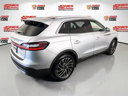 Used 2019 Lincoln Nautilus Reserve image 17