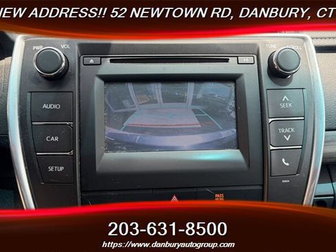Used 2016 Toyota Camry LE FWD image 21