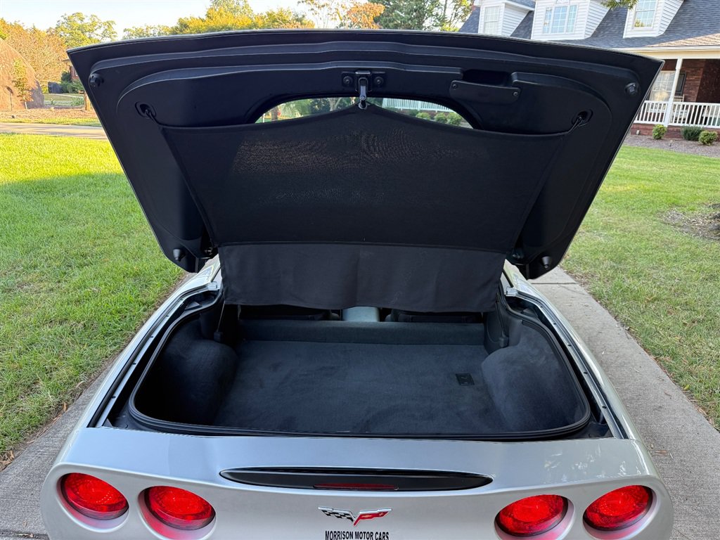 Used 2006 Chevrolet Corvette Z06 w/ Preferred Equipment Group RWD image 54