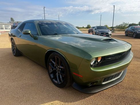 Used 2021 Dodge Challenger GT w/ Blacktop Package image 4