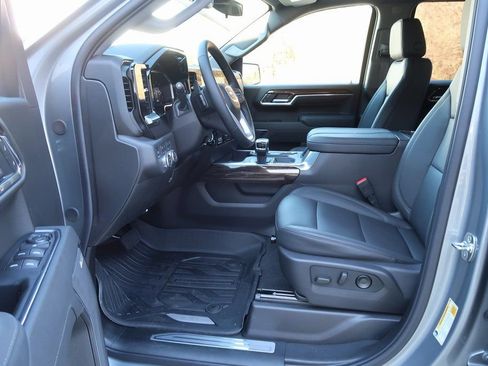 New 2026 GMC Sierra 1500 Elevation w/ Elevation Premium Package image 7