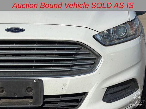 Used 2014 Ford Fusion SE image 3