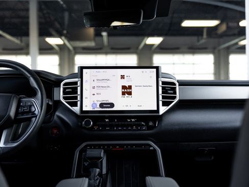 Used 2025 Toyota Tundra Limited w/ TRD Off-Road Package image 17