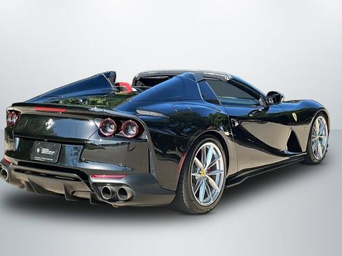Used 2023 Ferrari 812 GTS RWD image 7