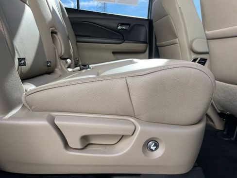 Used 2017 Honda Pilot EX-L image 36