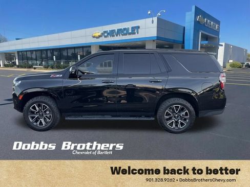 Certified 2022 Chevrolet Tahoe Z71 w/ Luxury Package AWD/4WD image 4