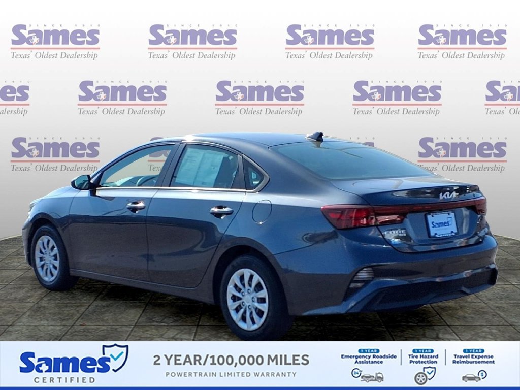 Used 2023 Kia Forte LX FWD image 5