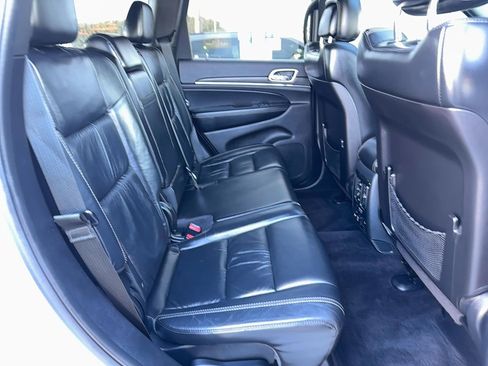 Used 2016 Jeep Grand Cherokee Limited image 23