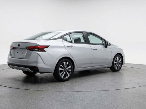 Used 2025 Nissan Versa SV FWD image 9