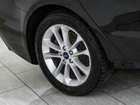 Used 2020 Ford Fusion SE image 54