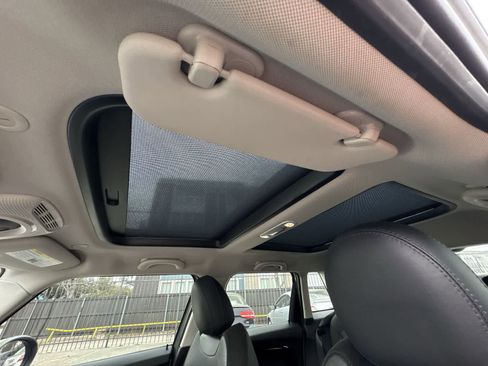 Used 2018 MINI Cooper S image 38