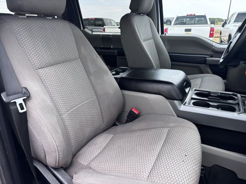 Used 2021 Ford F350 XLT w/ XLT Premium Package AWD/4WD image 16