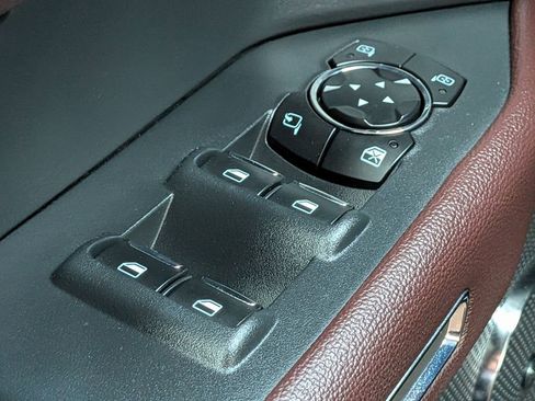 Used 2024 Ford Expedition Max Limited image 27