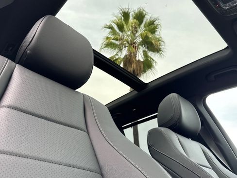 New 2026 Mercedes-Benz GLS 450 4MATIC image 33