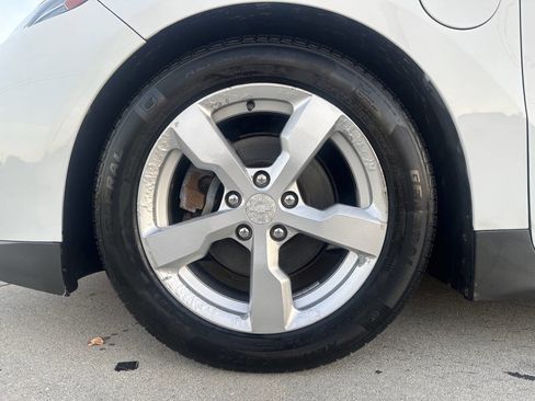 Used 2012 Chevrolet Volt Premium w/ Premium Trim Package image 10