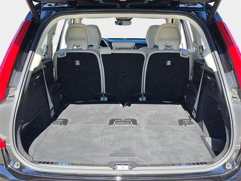 Used 2024 Volvo XC90 B6 Plus image 14