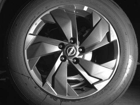 Used 2025 Nissan Rogue SV FWD image 14