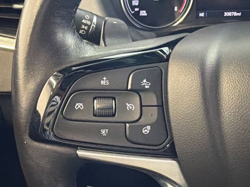 Used 2023 Buick Enclave Essence w/ LPO, Floor Liner Package AWD/4WD image 38