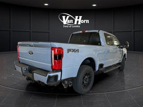 New 2026 Ford F250 Lariat w/ Black Appearance Package AWD/4WD image 7