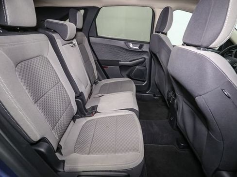Used 2020 Ford Escape SE FWD image 17