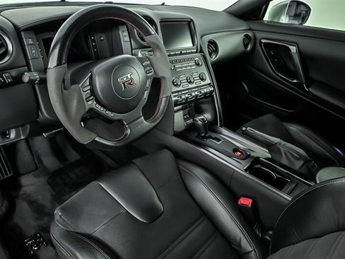 Used 2012 Nissan GT-R Premium AWD/4WD image 15