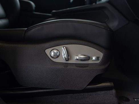 New 2026 Porsche Macan S AWD/4WD image 33