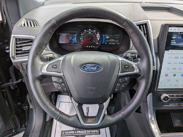Certified 2024 Ford Edge ST w/ Equipment Group 401A AWD/4WD image 9