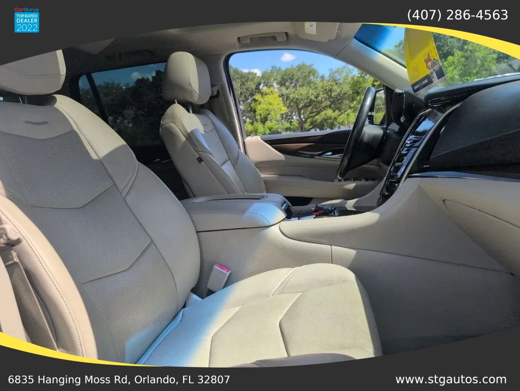 Used 2018 Cadillac Escalade Premium Luxury AWD/4WD image 28