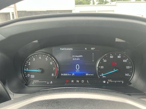 Used 2023 Ford Explorer XLT w/ Equipment Group 202A AWD/4WD image 19