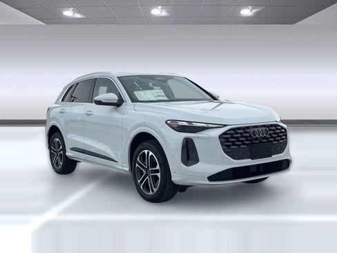 New 2025 Audi Q5 Premium image 7