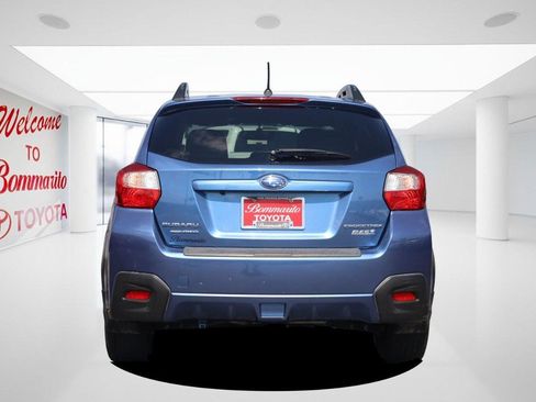 Used 2017 Subaru Crosstrek 2.0i Premium AWD/4WD image 6