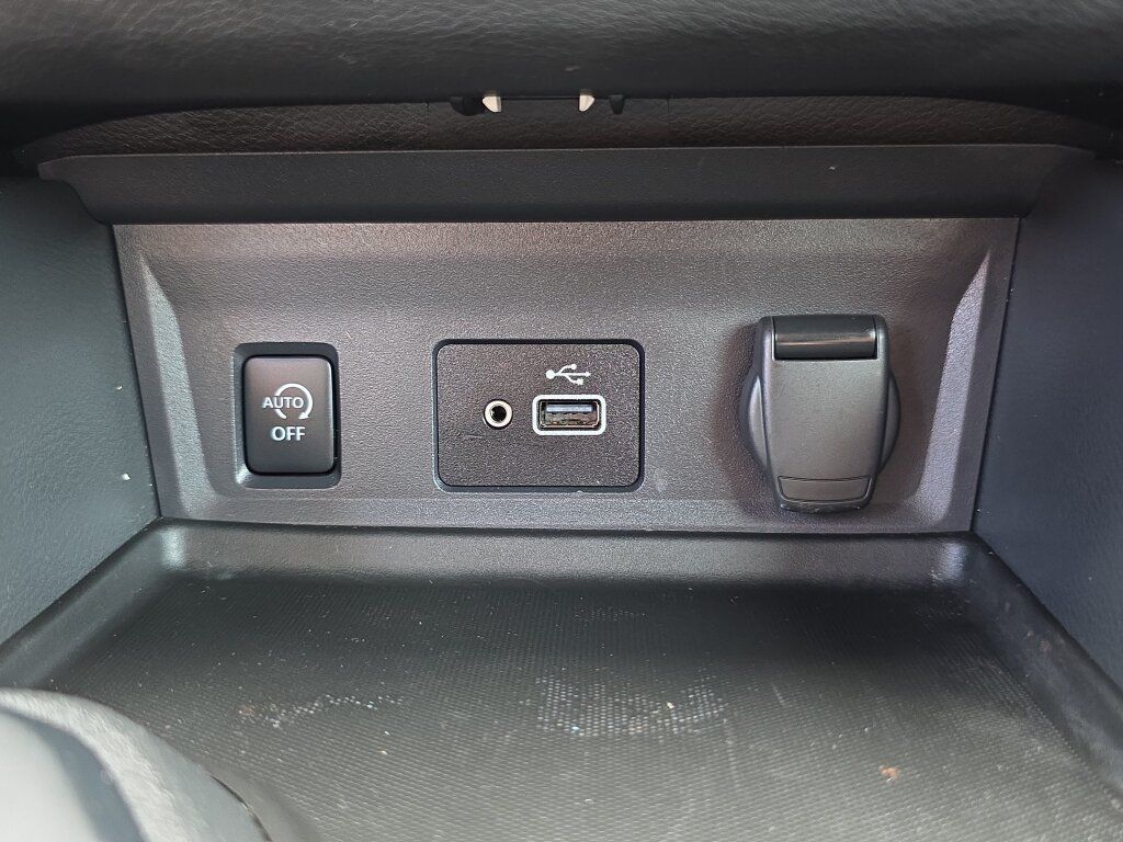 Used 2025 Nissan Sentra S FWD image 25