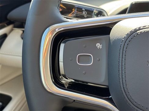 New 2026 Lincoln Nautilus Premier image 26