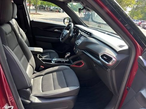 Used 2023 Chevrolet TrailBlazer RS FWD image 26