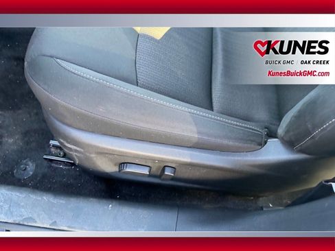 Used 2025 Nissan Altima 2.5 SV FWD image 7