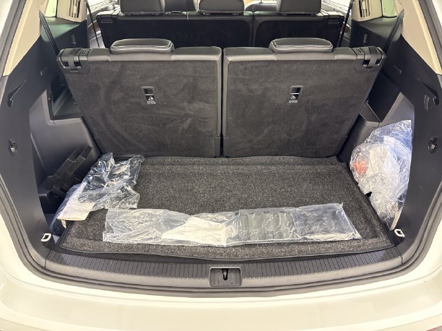 Certified 2026 Volkswagen Atlas SE AWD/4WD image 37