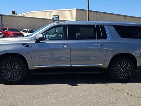 New 2026 GMC Yukon XL Elevation AWD/4WD image 6