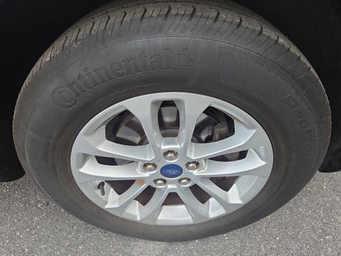 Used 2022 Ford Escape SE w/ Convenience Package image 9