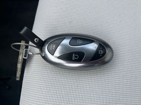 Used 2025 Hyundai Kona SEL image 18