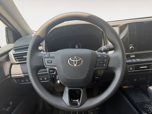 Used 2026 Toyota Camry LE FWD image 12
