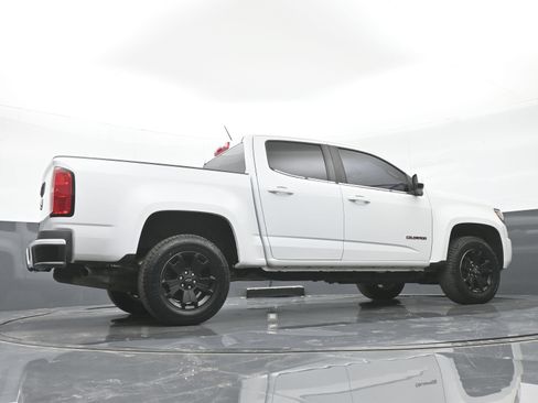Used 2020 Chevrolet Colorado LT AWD/4WD image 40