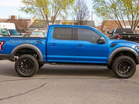 Used 2018 Ford F150 Raptor w/ Equipment Group 802A Luxury image 4