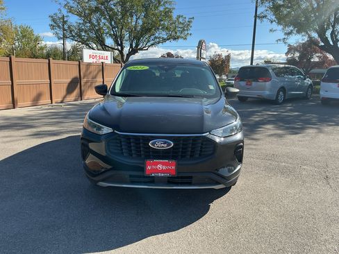 Used 2024 Ford Escape Active AWD/4WD image 1