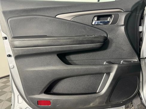 Used 2019 Honda Ridgeline RTL-T image 38