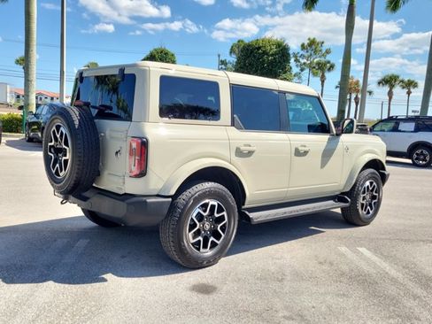Certified 2025 Ford Bronco Outer Banks AWD/4WD image 10