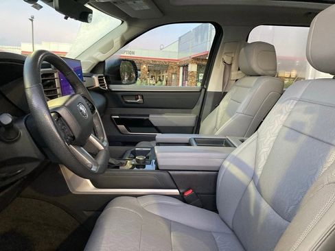 Used 2024 Toyota Tundra Limited image 10