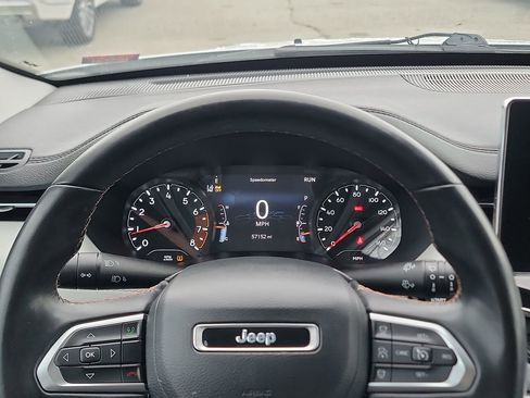 Used 2022 Jeep Compass Limited image 15