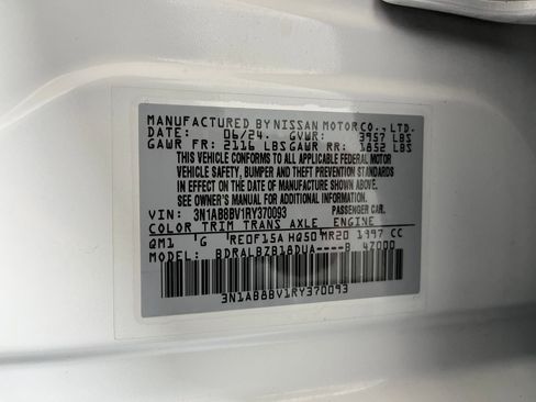 Used 2024 Nissan Sentra S image 17